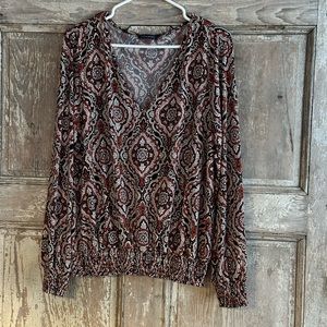 Tommy Hilfiger XL V-neck shirt